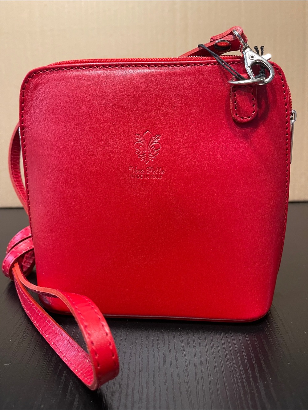 Vera Pelle Vibrant Red Leather Crossbody